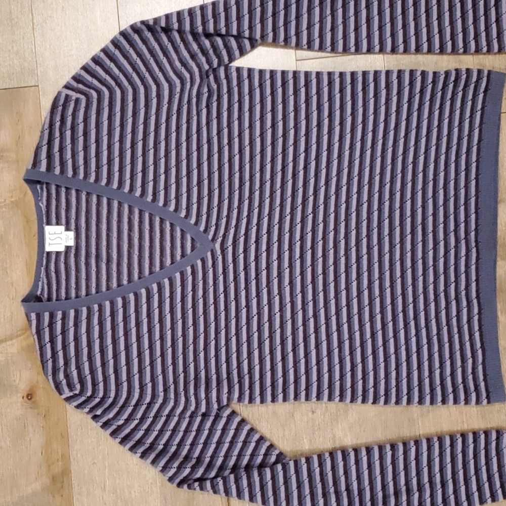 TSE 100% cashmere sweater